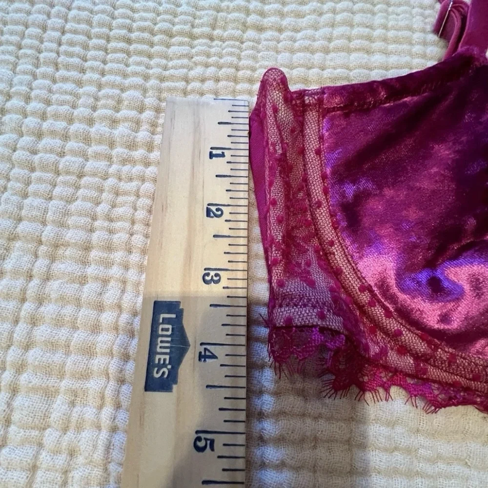 Victoria's Secret Dream Angels Push-Up W/O Padding Bra 34D Velvet Fuchsia Pink - Picture 13 of 14